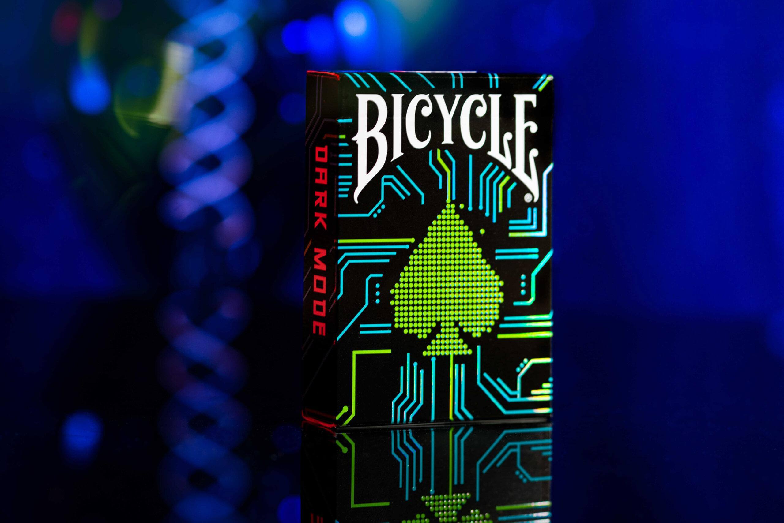 Naipes Bicycle Creatives - Dark Mode